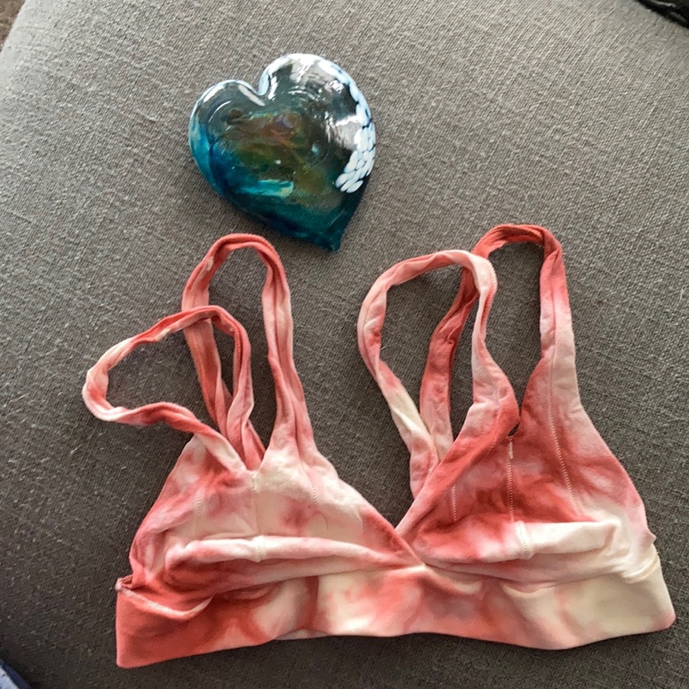 NUUdii Limited edition tye-dyed tshirt Bra. Size MM